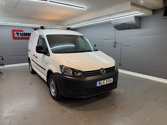 Volkswagen Caddy Skåpbil 1.6 TDI DPF D-värmare Nyservad Automat
