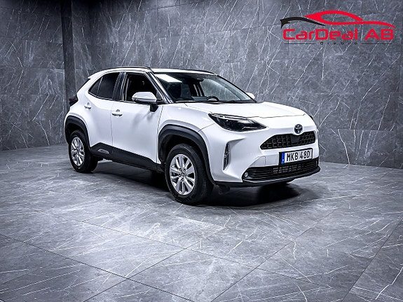 Toyota Yaris Cross Hybrid AWD-i 116hk Kamera Rattvärme Eluppvärmd vind