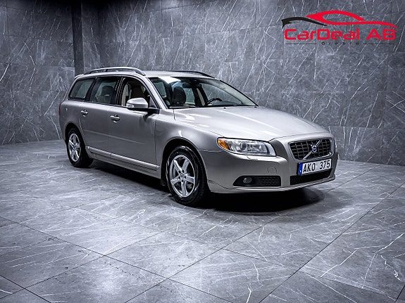 Volvo V70 2.5FT Momentum M-Värmare Minnesstol förare Dragkrok