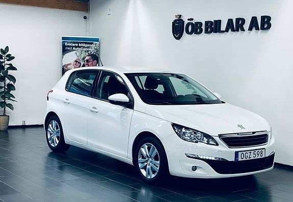 Peugeot 308 1.2 PureTech 110 Active / En-Ägare / Lågamil 110 hk