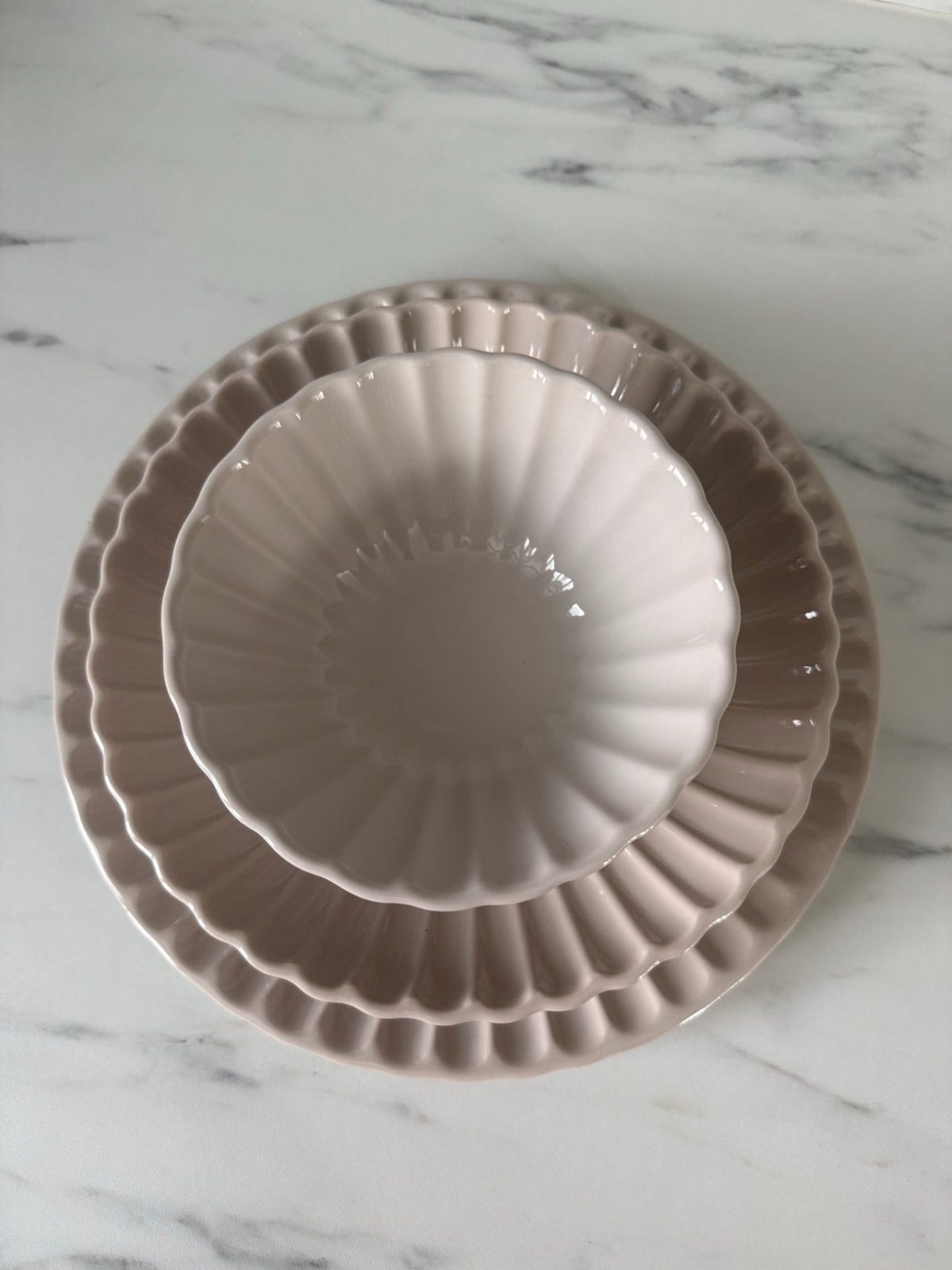 H&M Home servis för 8 personer – 51 delar – beige porslin \u{d83e