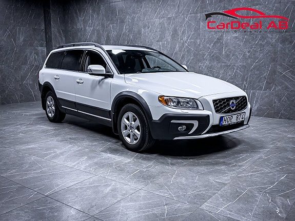 Volvo XC70 D4 AWD 163hk Momentum Värmare Dragkrok P-Sensorer