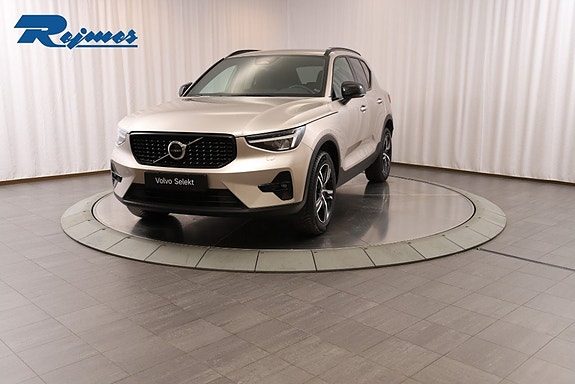 Volvo XC40 B4 FWD Bensin Plus Dark