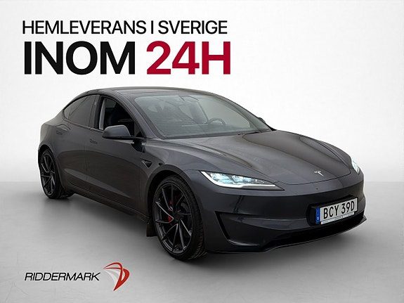 Tesla Model 3 Performance AWD Svensksåld MOMS Panorama