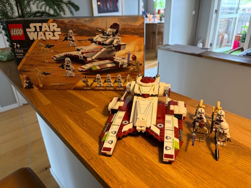LEGO 75342 Star Wars rymdskepp med minifigurer