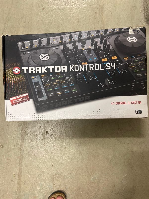Native Instruments Traktor Kontrol S4 DJ-controller