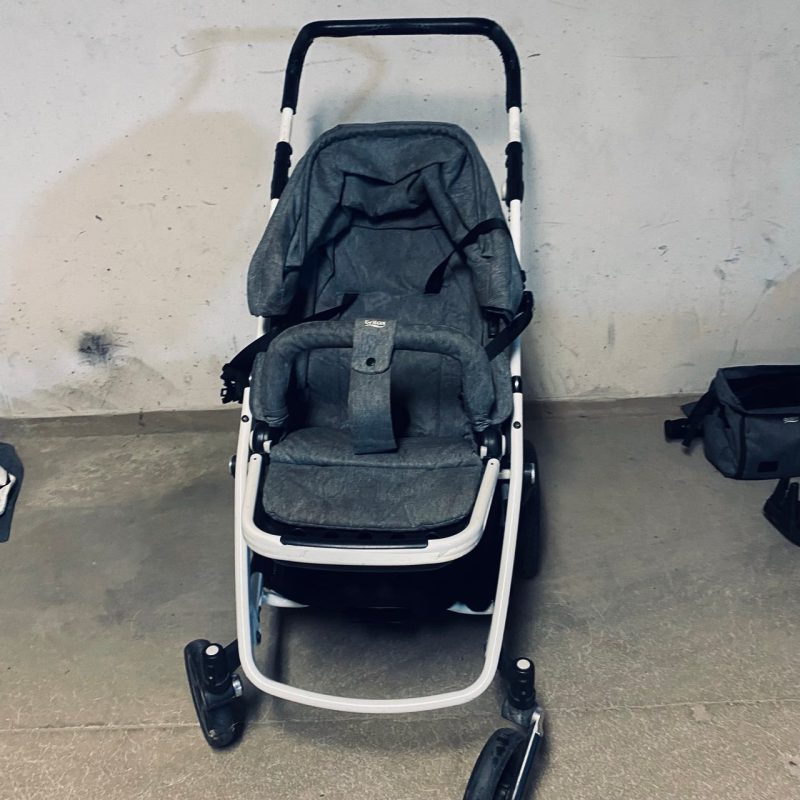 Britax barnvagn sitt- och liggdel grå