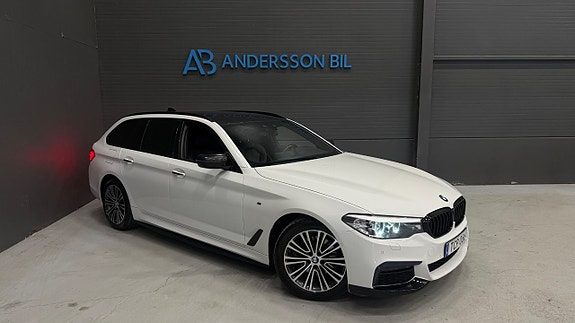 BMW 520d xDrive M Sport Navi Kamera Dragkrok Värmare Displaykey