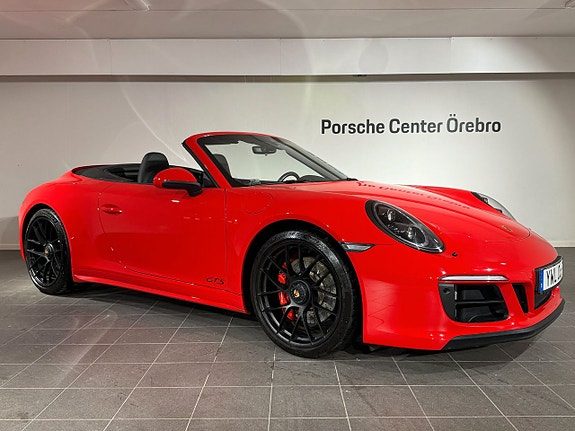 Porsche 911 Carrera 4 GTS Cabriolet