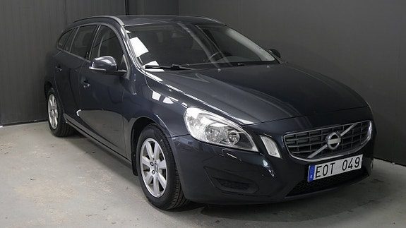 Volvo V60 D2 ecoDrive Kinetic 115hk Dragkrok Värmare