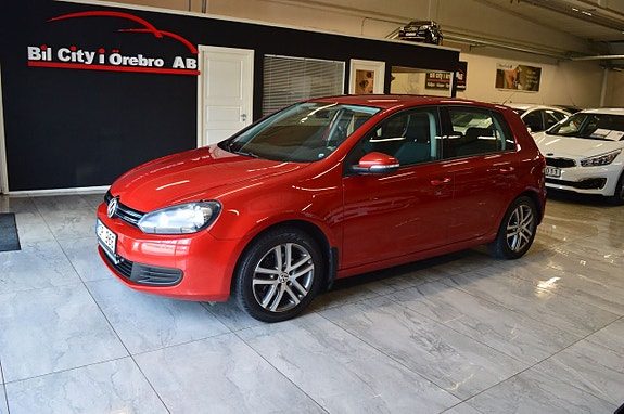 Volkswagen Golf 1.6 TDI (105hk) DPF BMT Bluetooth / M-Värmare / Ny Bes